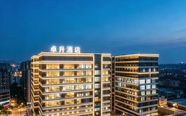 Zhuo Sheng Hotel（Chengdu Wuhou Hongpaili Metro Station Hotel） – Outside – Chengdu