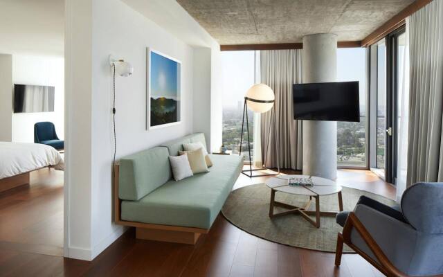 The Jeremy Hotel West Hollywood (ex. The James West Hollywood)