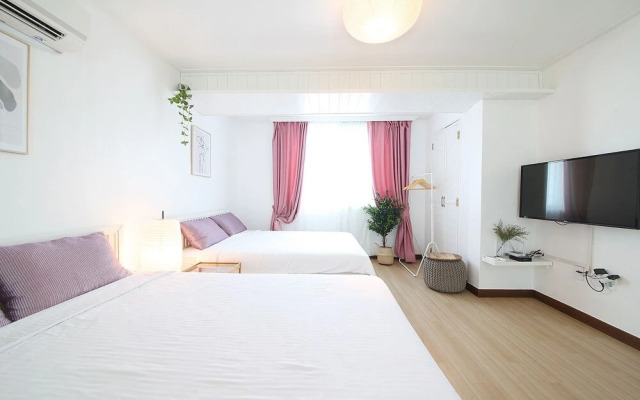 Gold Pine Pension
