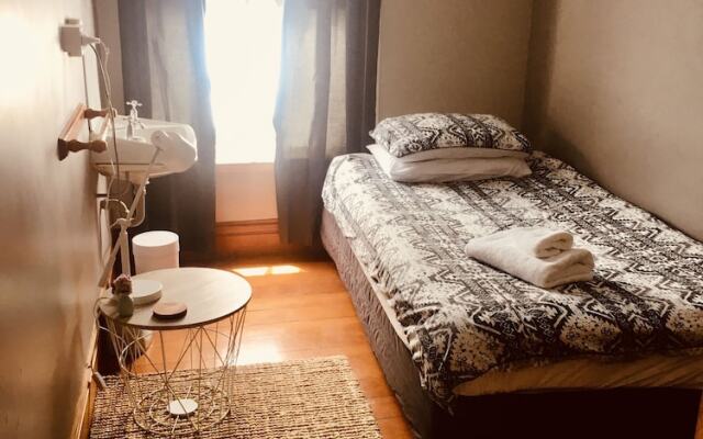 Raglan Harbour View Hotel