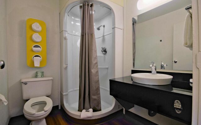 Motel 6 Pompano Beach