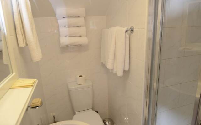 Britannia Inn Hotel