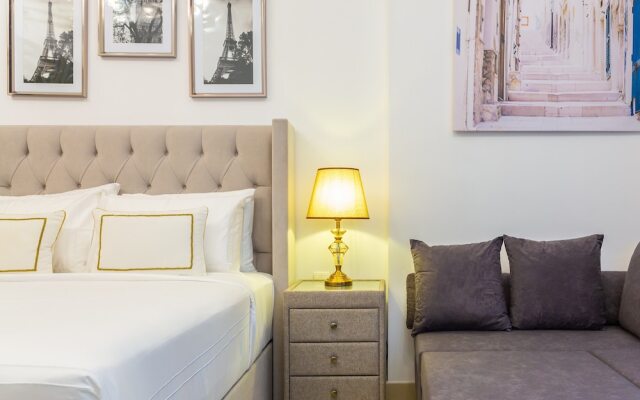 Claren Tower 1 by Westminster