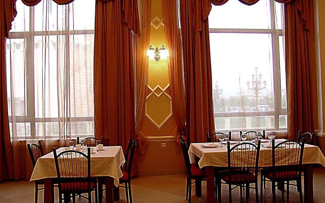 Fortune Palace Hotel