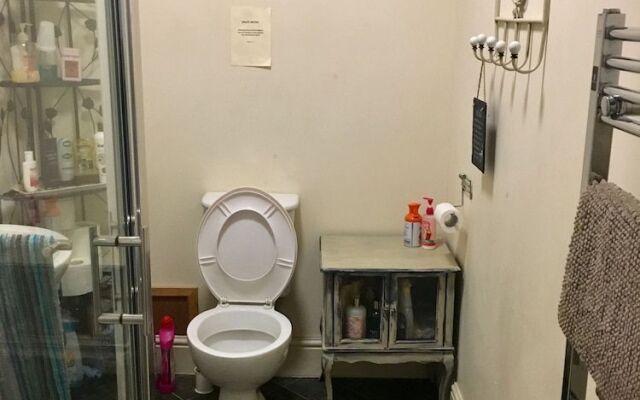 Stoneway Guest House