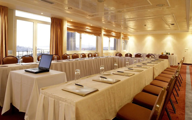 Piraeus Theoxenia Hotel