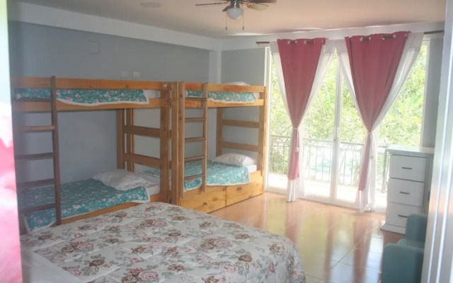 Zoila's Suite Escape