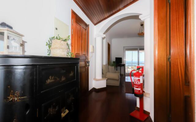 Sea View Apartment by Rent4all