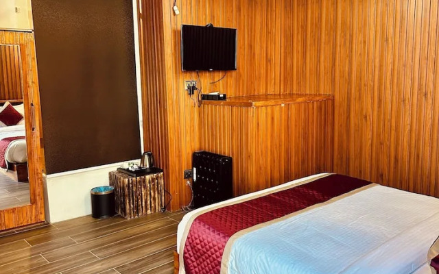 WOW STAYZ2 Ashoka Grand