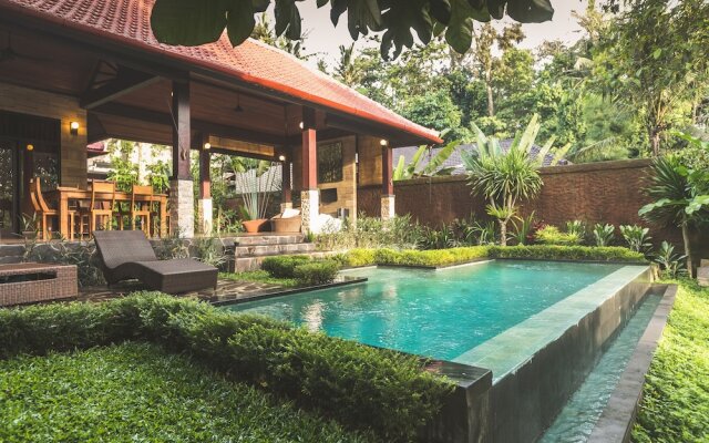 Luxury A Priori Ubud
