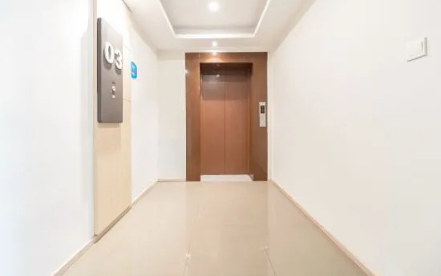 Only Court Hotel (Shanghai Wildlife Park Dachuan Road Branch)