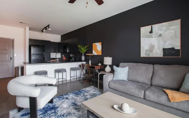 Landing Spectacular 1bd, Courtyard