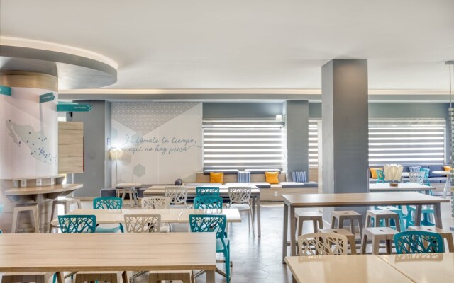 One Tuxtla Gutierrez