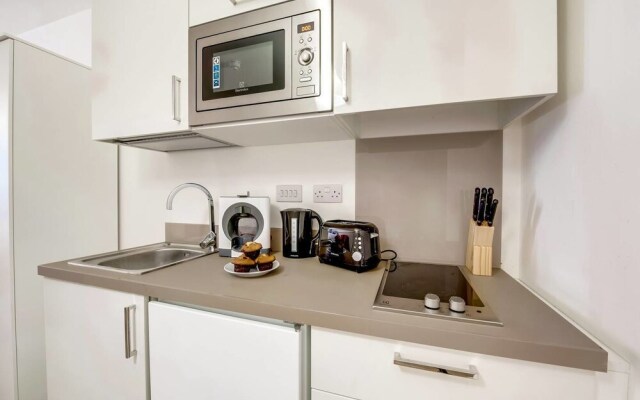 Bright And Modern Studio In Liverpool City Centre!