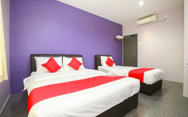 De Hotel by OYO Rooms