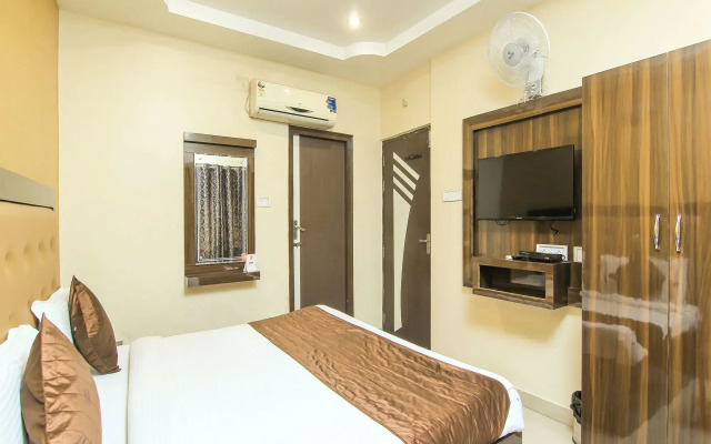 OYO 2000 Hotel Yash