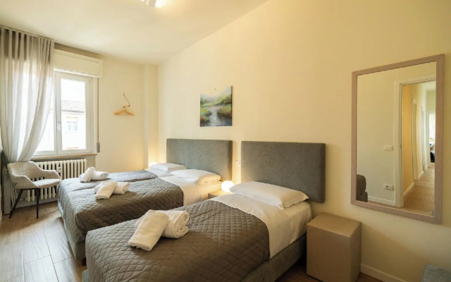 Large Filippini residence a few meters from the Arena