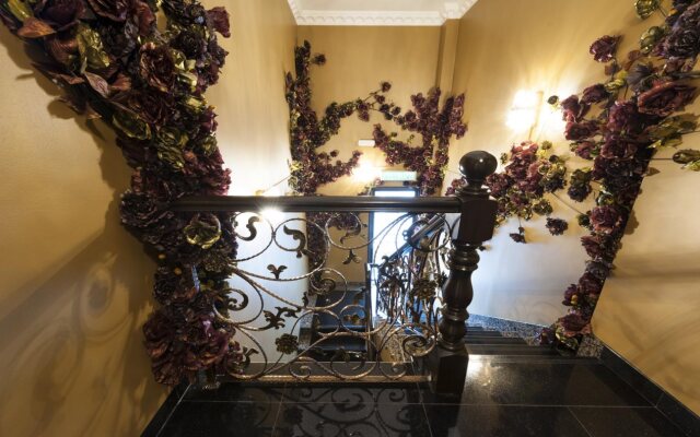 Seriental Hotel I check in 3pm-11pm only