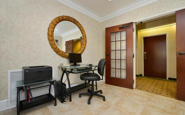 Comfort Suites Myrtle Beach Central