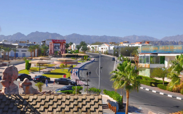 Naama Inn