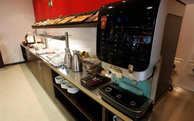 Travelodge Madrid Metropolitano
