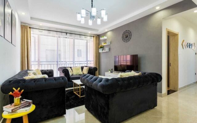 Stay.Plus Splash of Glam Lavington