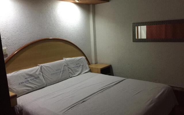 Hotel Paraiso Express