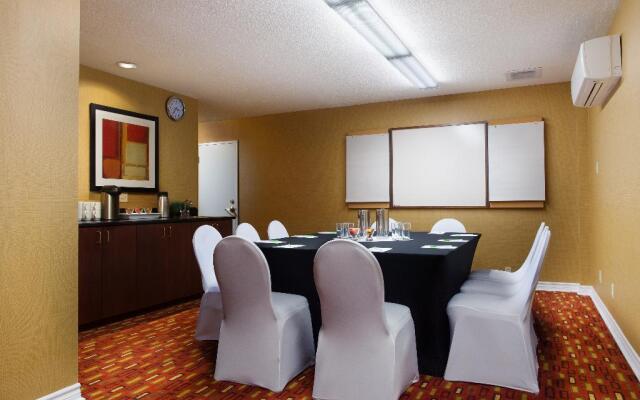 Courtyard Ottawa Downtown