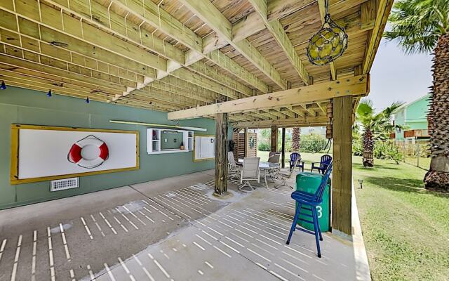 4031pano 3 Bedroom Home