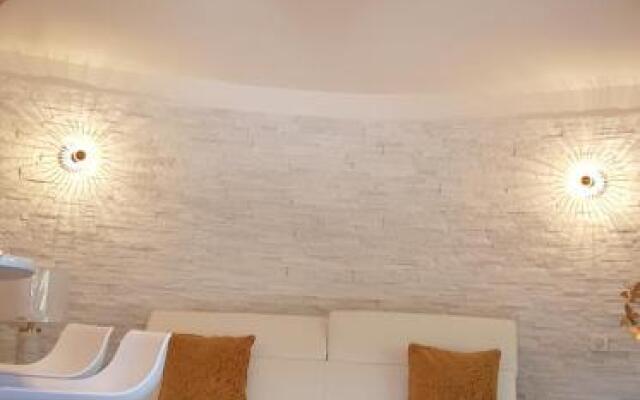 Studio villa château Currault