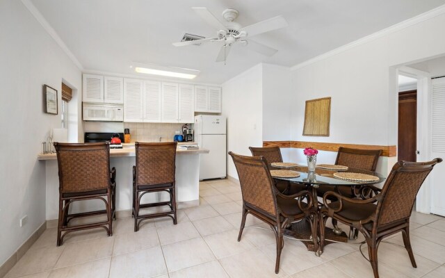 Hut Pointe #5 2 Bedroom Apts
