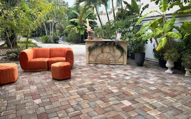 Manatee Palms B&B