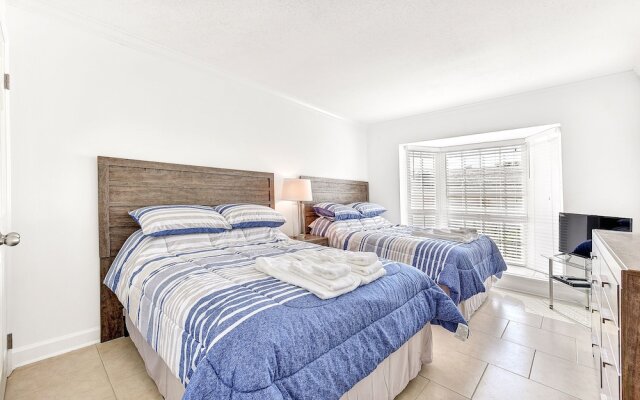 Retreat V 687b by Vtrips