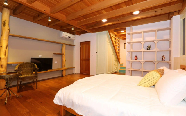 Happy Happy Okgo B&B