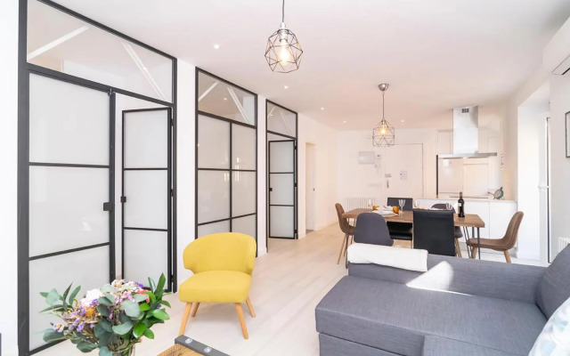 Smiling Apartment Near Puerta del Sol by Batuecas