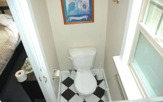 Douglas Guest House