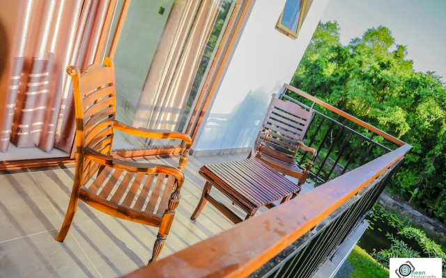 Shades Resort and Villa