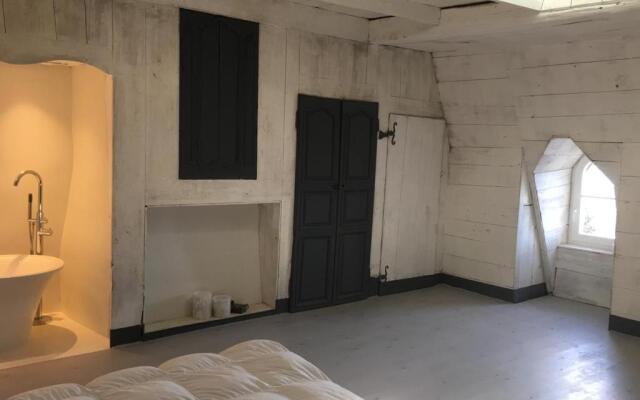 LA CURE grande maison de charme de 2 a 14 personnes