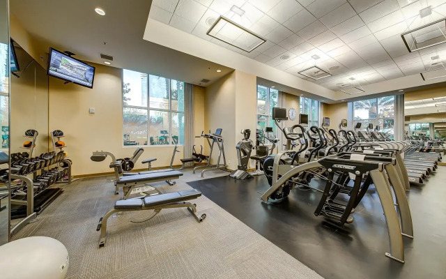 StripViewSuites at Signature