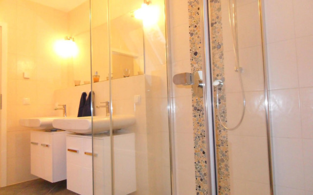 Zum-Luetten-Leuchtturm