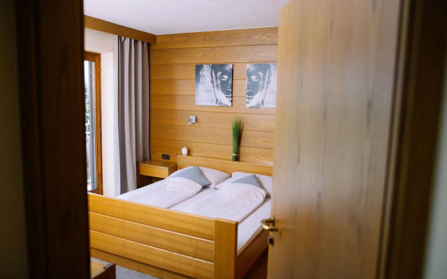 Ferienwohnungen - Appartements Pension Zollner