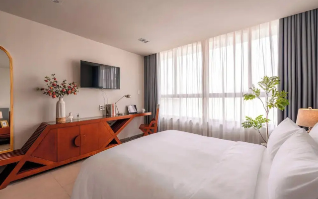 SAZI Parlia Hotel - Free Nails/HairWash & Airport