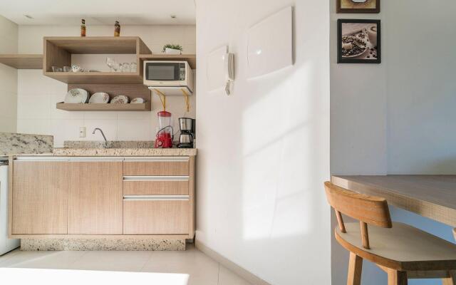 Aluguel Apartamento 2 quartos 50m do Mar Bombas SC