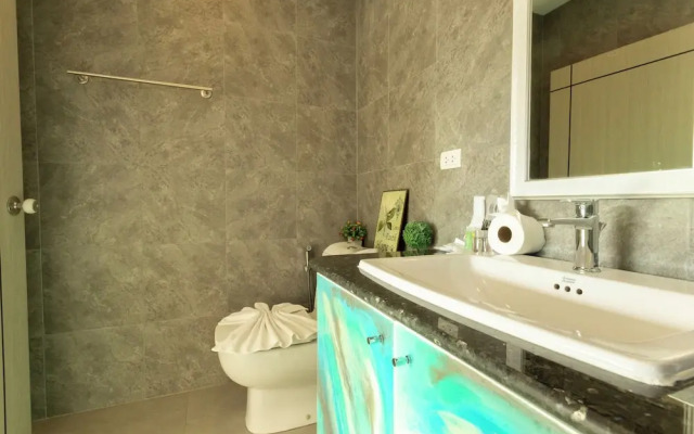 2Beds Award Winning Nai Han Beach c126