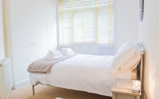 Host Stay Apartment 2 York Terrace