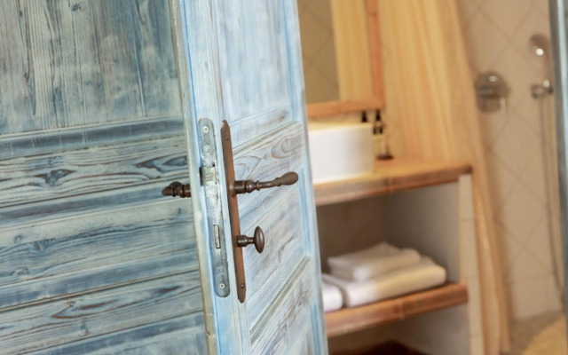 Casa Santini x Roc Seven