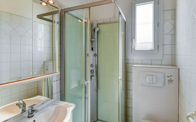 Gite in a Holiday Park With Swimming Pool