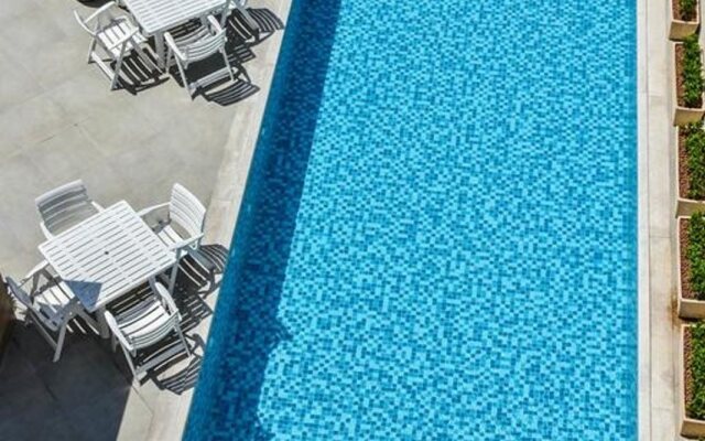 Mont Blanc Suites Duque de Caxias