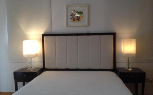 Lania Royal Oak Villa