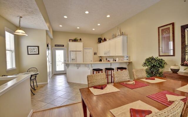 6717 Beach Drive - 1977178